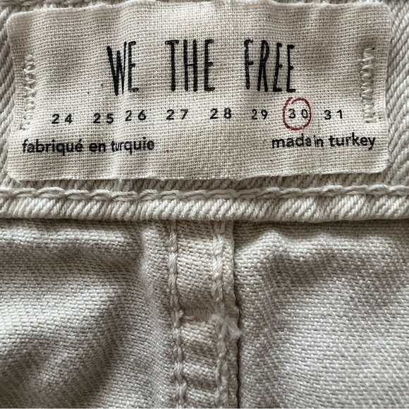 We The Free Women's Khaki Denim Mini Skirt Size 30 Casual Distressed Frayed Hem - Picture 3 of 14